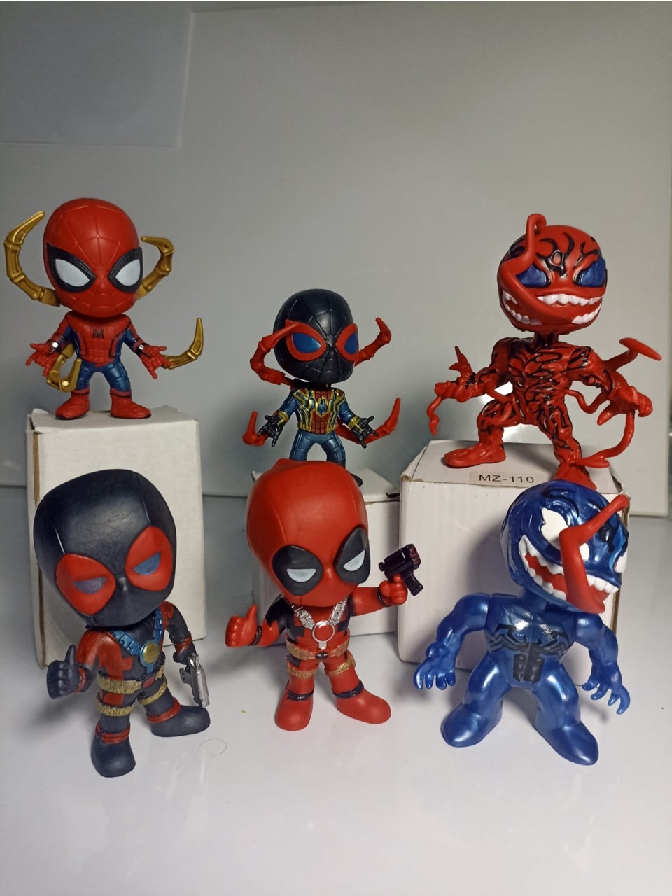 Smilechild Örümcek Adam Venom Deadpool 6'lı Set Spidermen Karakter Figür Oyuncak 10 cm - Görsel 2