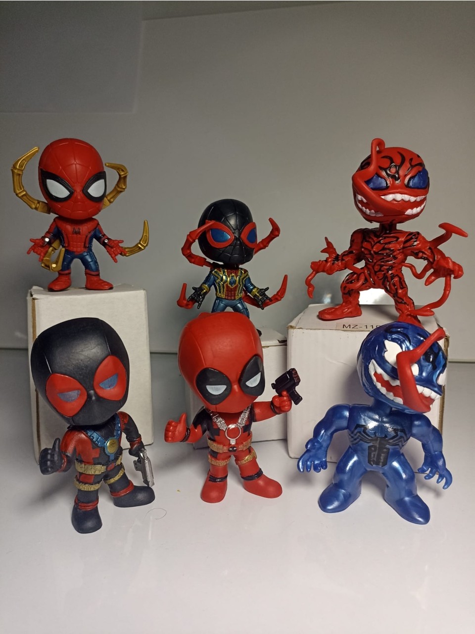 Smilechild Örümcek Adam Venom Deadpool 6'lı Set Spidermen Karakter Figür Oyuncak 10 cm