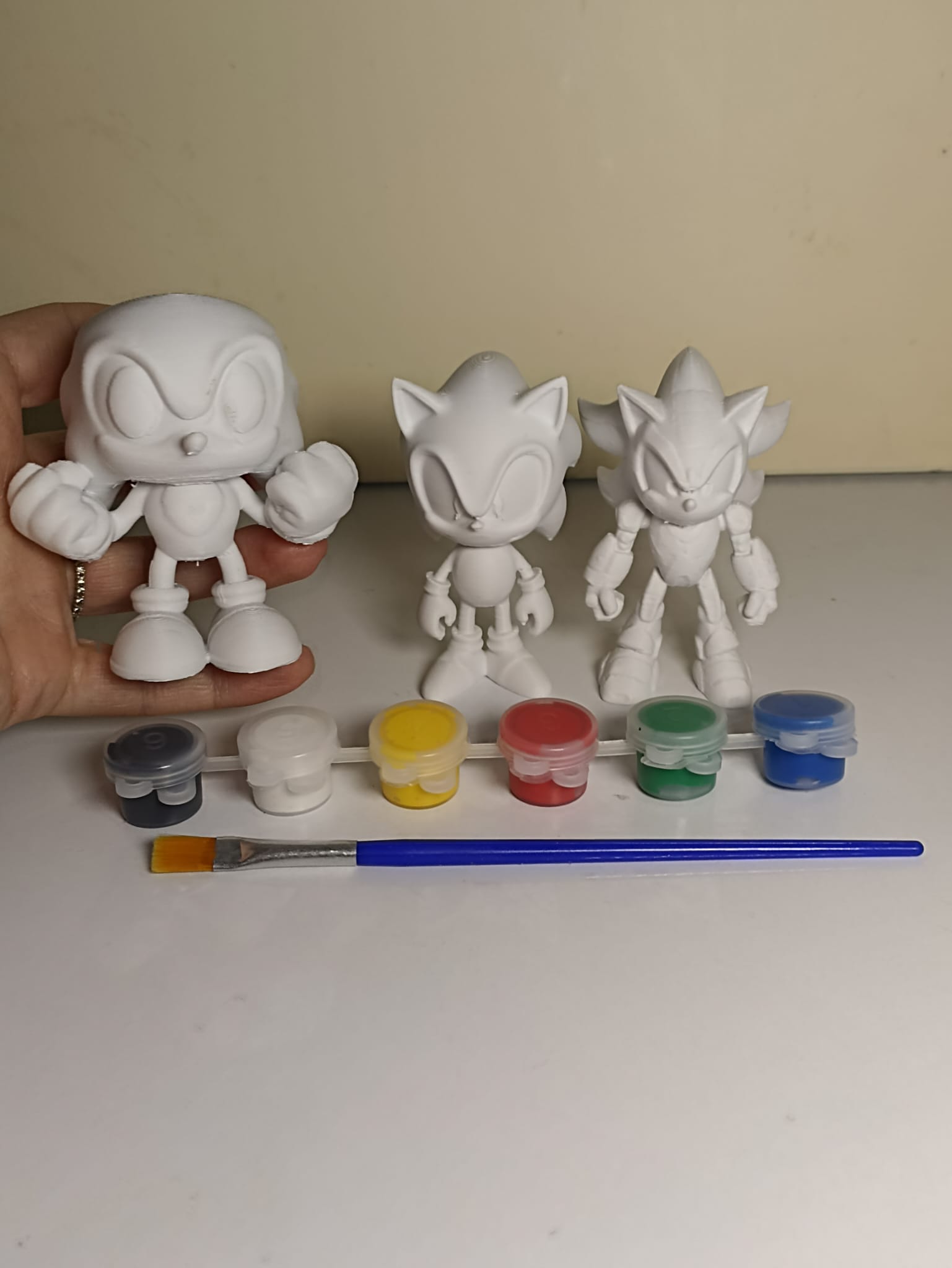 3 ADET SONIK BOYAMA ETKİNLİĞİ 8 CM BOYA VE FIRÇA DAHİLDİR PLASTİKTİR - Görsel 2